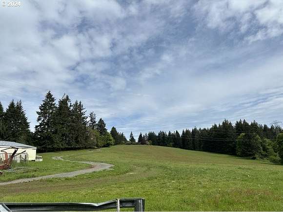 61.8 Acres of Land with Home for Sale in Newberg, Oregon