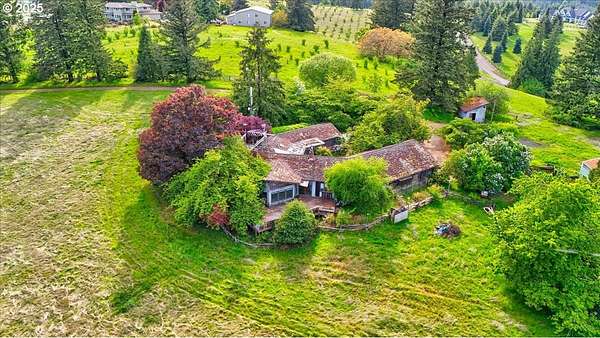72.1 Acres of Agricultural Land with Home for Sale in Newberg, Oregon
