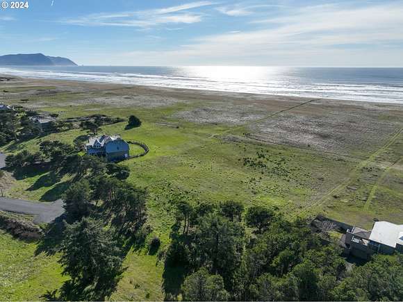 1.23 Acres of Residential Land for Sale in Gearhart, Oregon