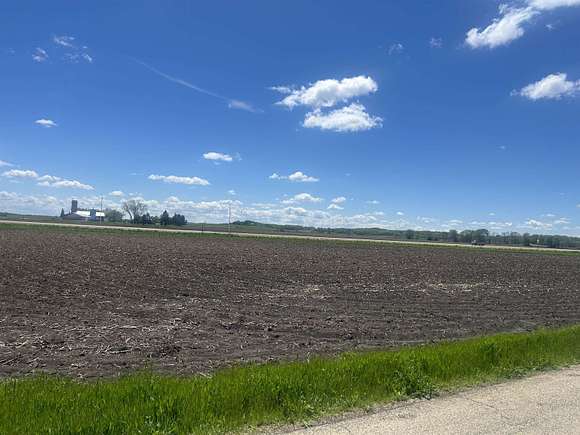 4.82 Acres of Land for Sale in Belleville, Wisconsin