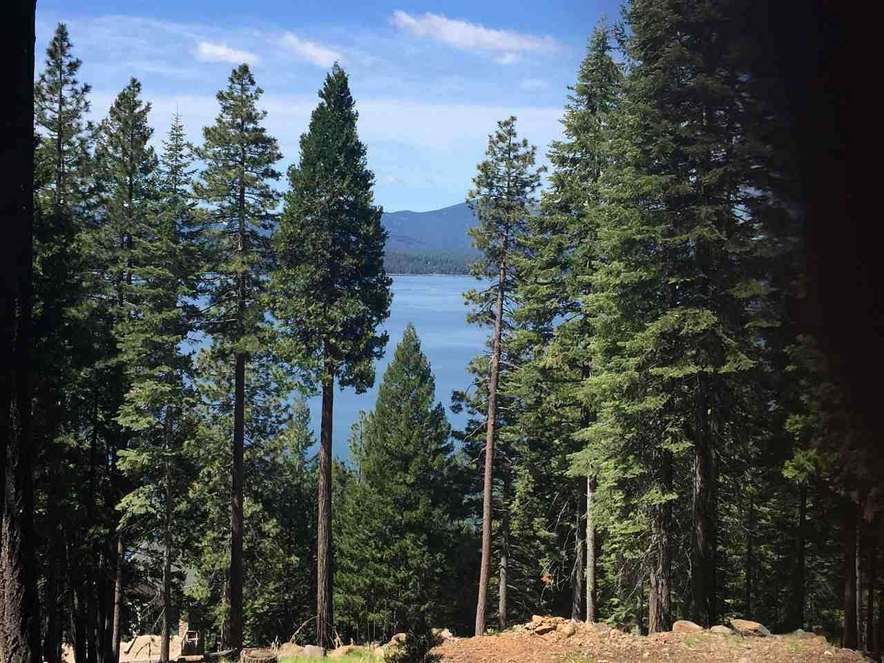 0.57 Acres of Residential Land for Sale in Lake Almanor Country Club, California