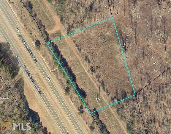3.28 Acres of Commercial Land for Sale in Commerce, Georgia