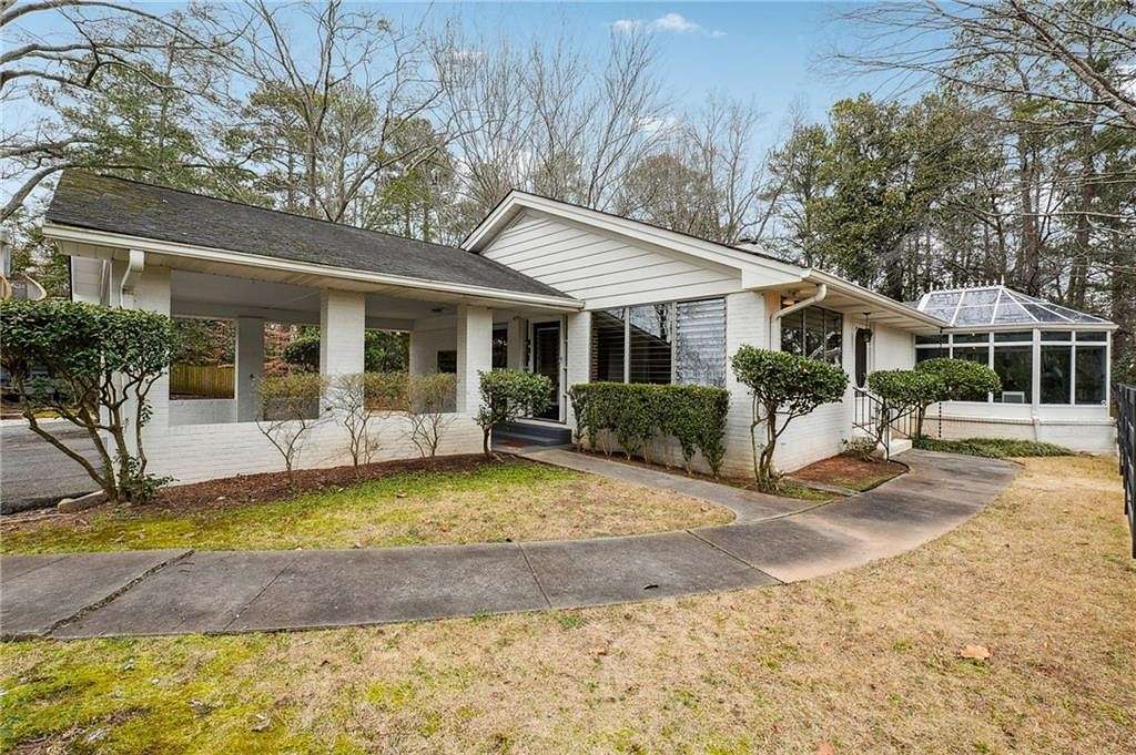 2.4 Acres of Residential Land with Home for Sale in East Point, Georgia