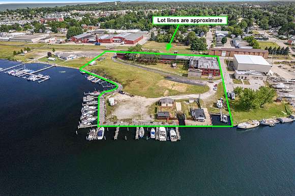 4.5 Acres of Improved Commercial Land for Sale in Ludington, Michigan