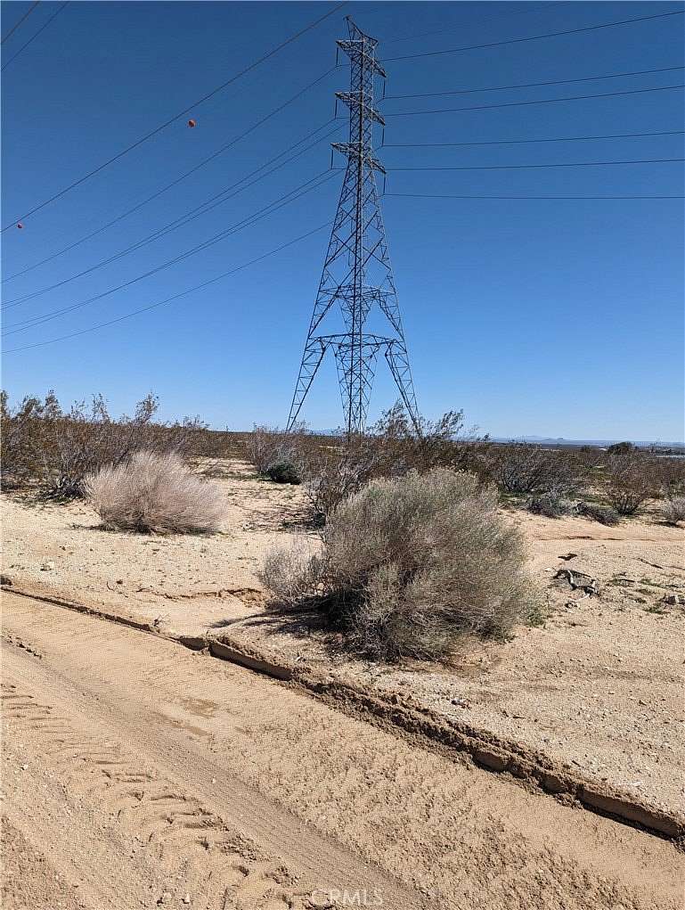 10 Acres of Land for Sale in Mojave, California