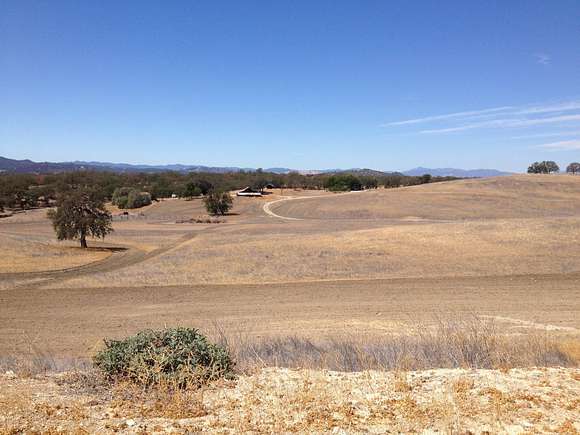 108 Acres of Agricultural Land with Home for Sale in Lockwood, California