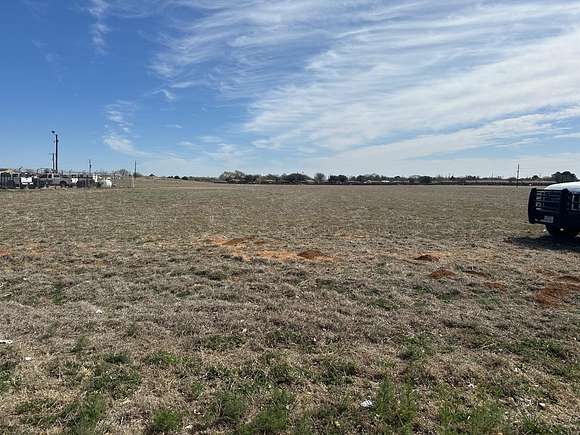 14.9 Acres of Commercial Land for Sale in Levelland, Texas