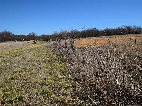13.5 Acres of Commercial Land for Sale in Hulbert, Oklahoma