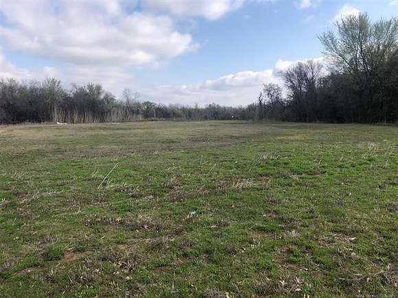 0.606 Acres of Commercial Land for Sale in Muskogee, Oklahoma