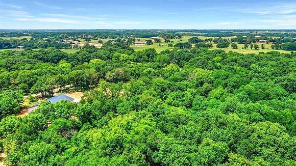 7.7 Acres of Residential Land for Sale in Whitesboro, Texas