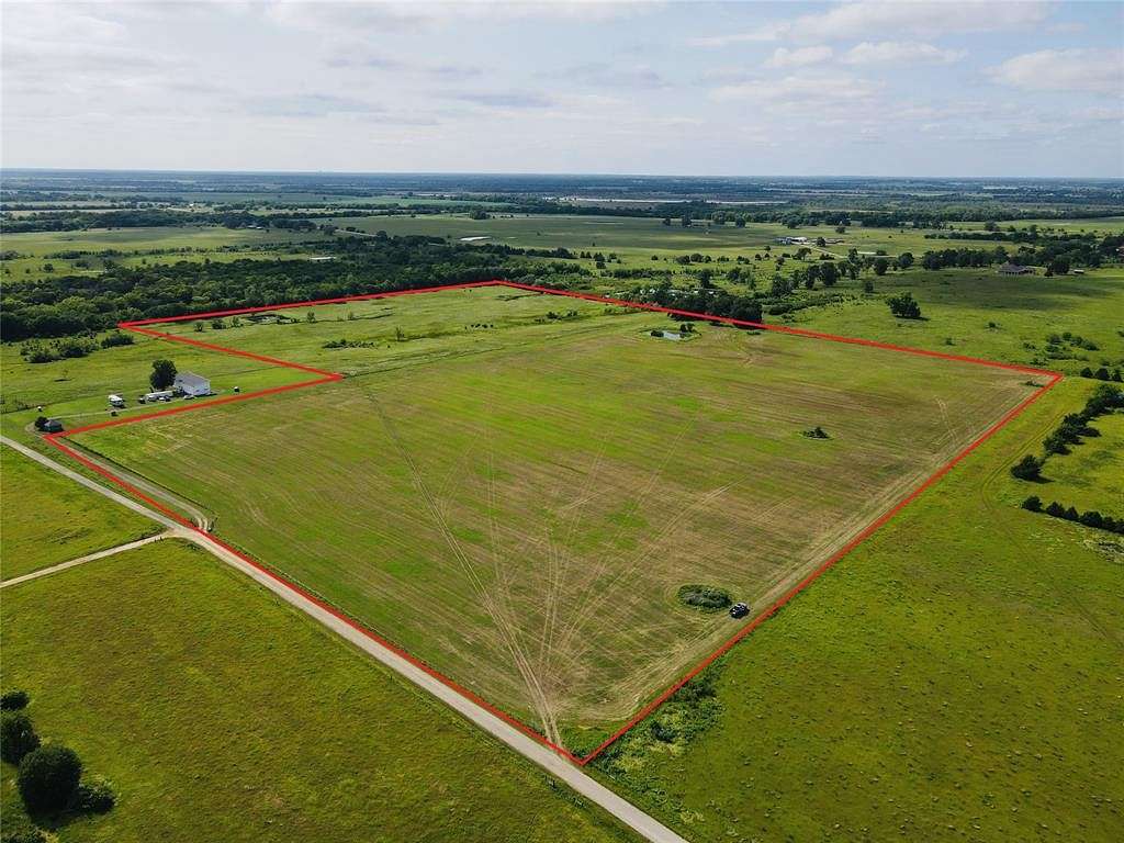 60.5 Acres of Agricultural Land for Sale in Ivanhoe, Texas