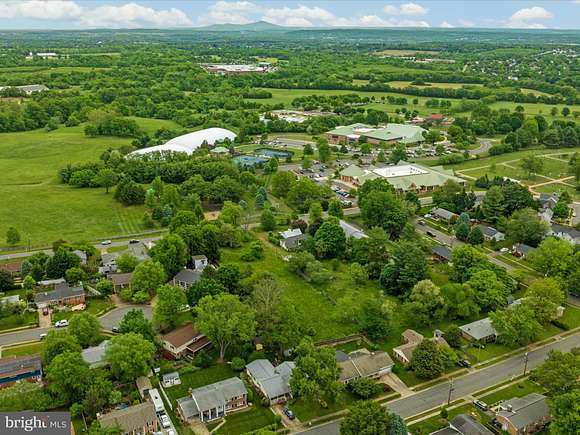 1 Acre of Land for Sale in Leesburg, Virginia