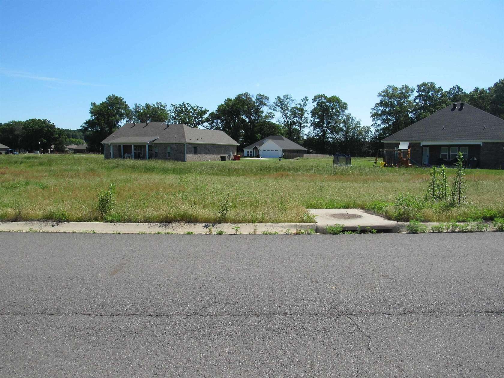0.31 Acres of Residential Land for Sale in Morrilton, Arkansas
