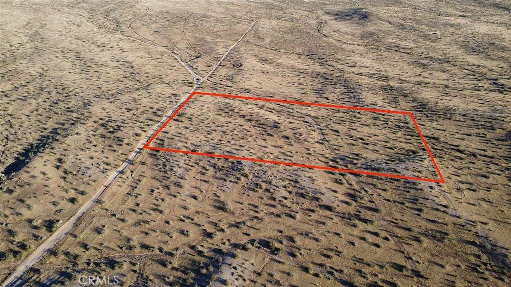 4.78 Acres of Residential Land for Sale in Apple Valley, California