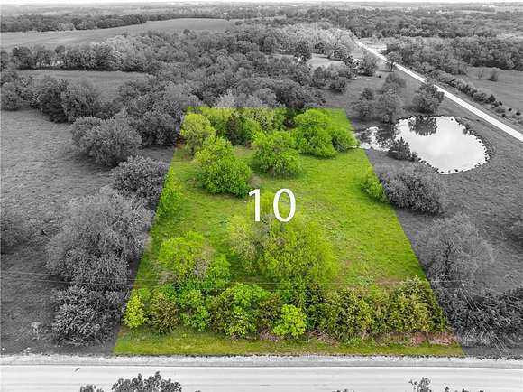 2.97 Acres of Residential Land for Sale in Spring Hill, Kansas