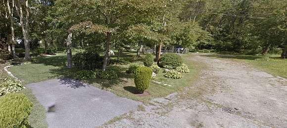 1.5 Acres of Residential Land for Sale in Acushnet, Massachusetts