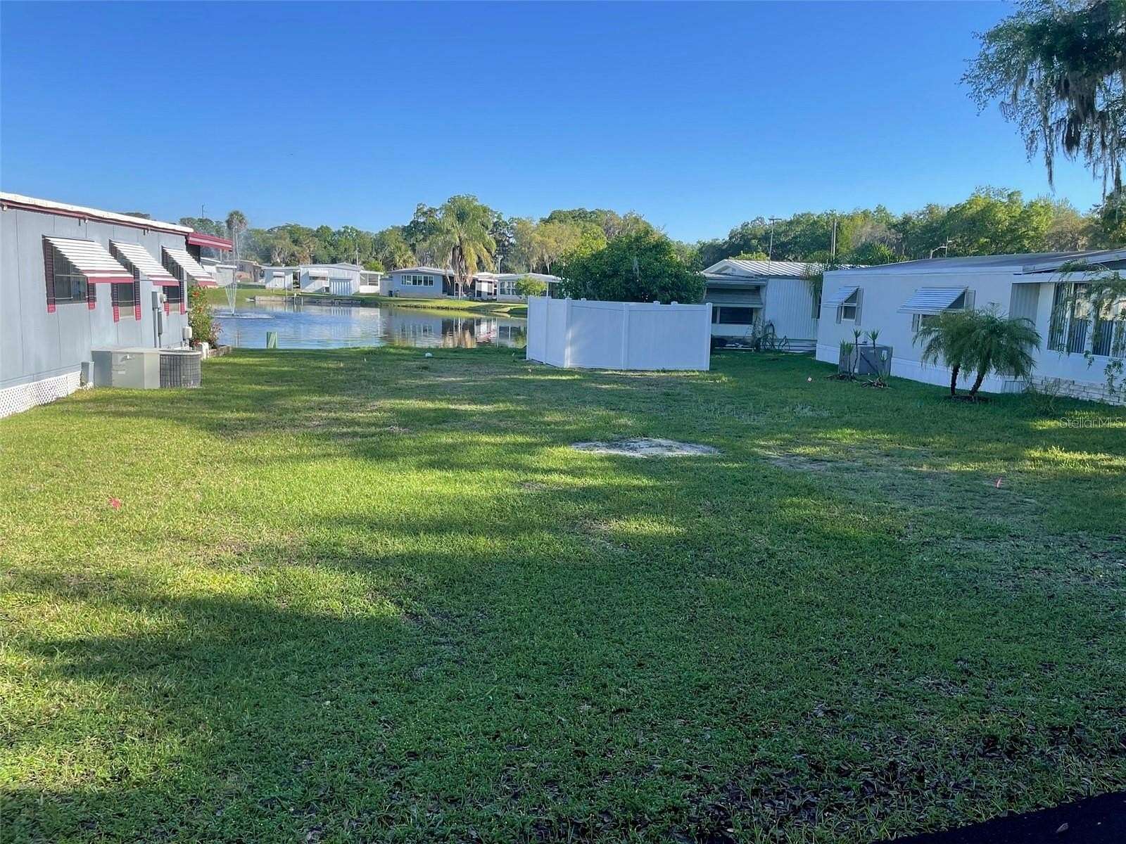 0.08 Acres of Land for Sale in Leesburg, Florida