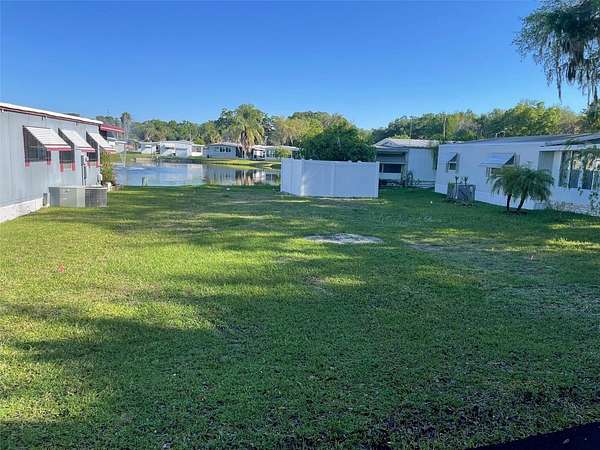 0.08 Acres of Land for Sale in Leesburg, Florida