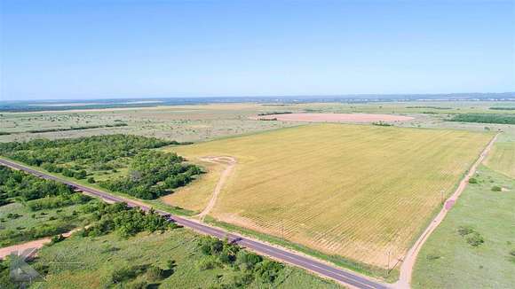 65.5 Acres of Recreational Land & Farm for Sale in Rochester, Texas