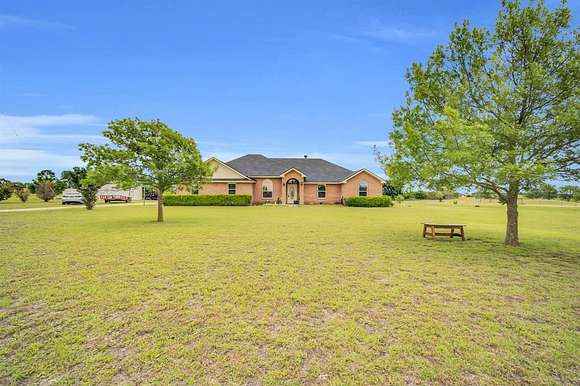 9.9 Acres of Residential Land with Home for Sale in Waxahachie, Texas