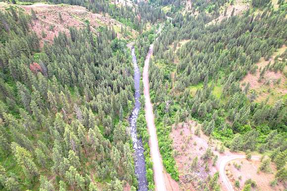 630 Acres of Recreational Land for Sale in Halfway, Oregon