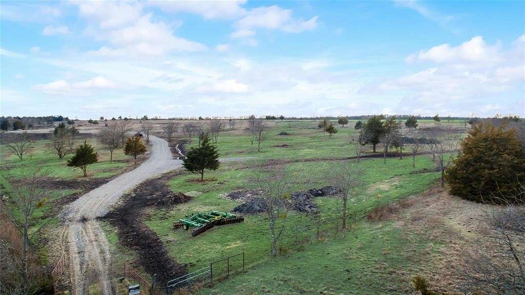 35 Acres of Agricultural Land for Sale in Wolfe City, Texas