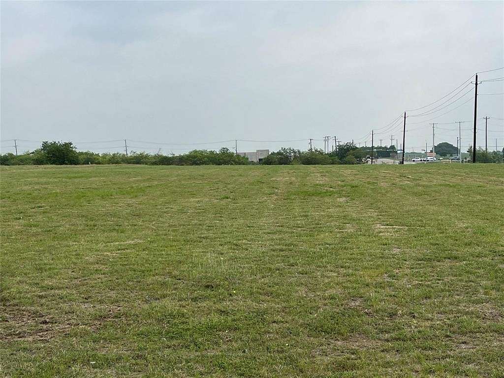 2 Acres of Residential Land for Sale in Oak Point, Texas