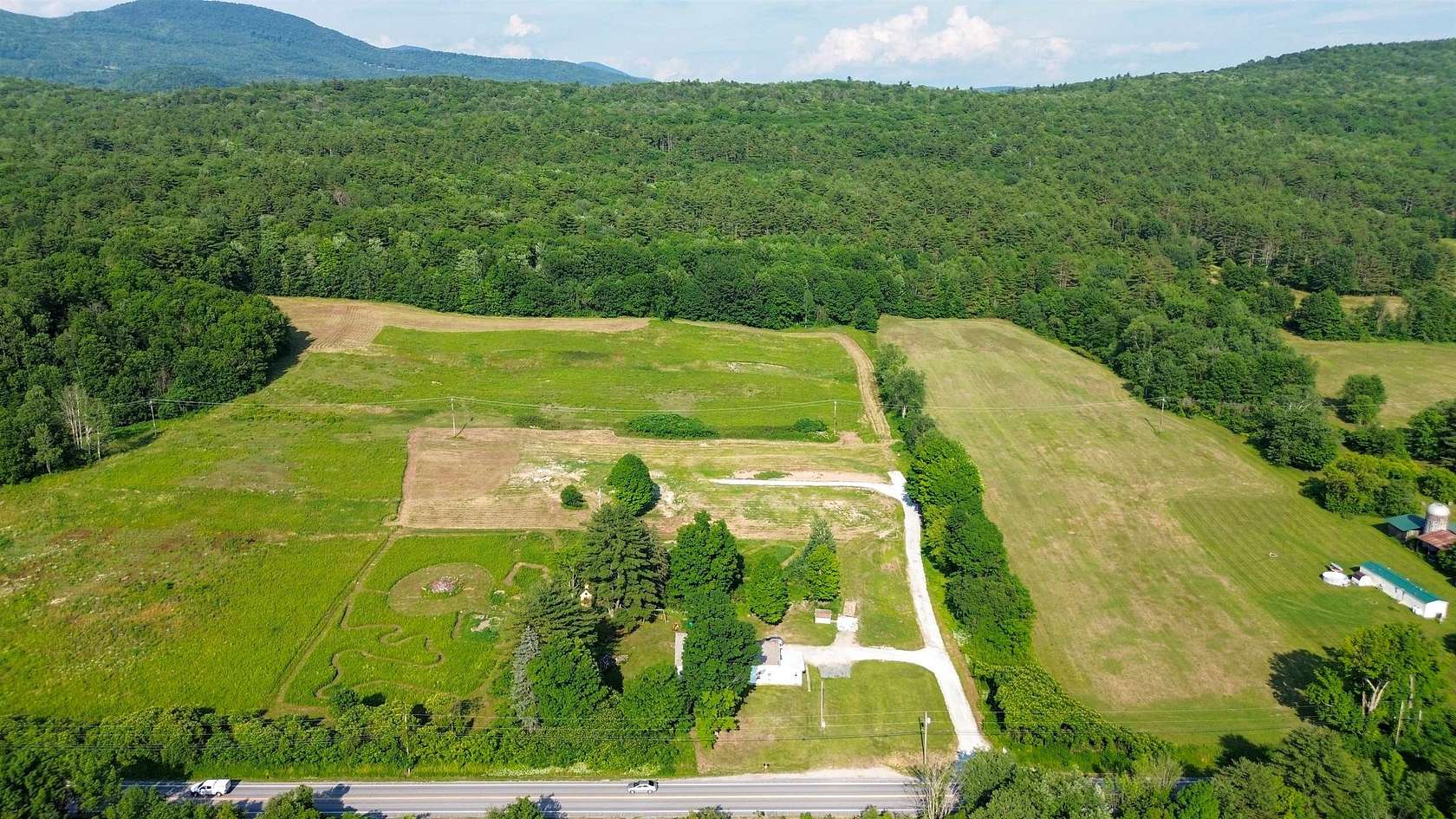 2 Acres of Residential Land for Sale in Pittsford, Vermont
