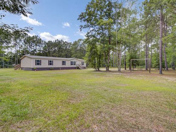 4.5 Acres of Residential Land with Home for Sale in Walterboro, South Carolina