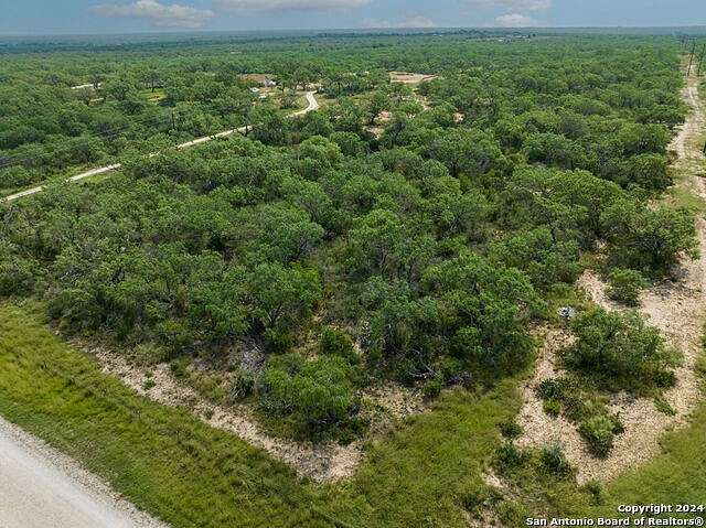 14 Acres of Land for Sale in Poteet, Texas