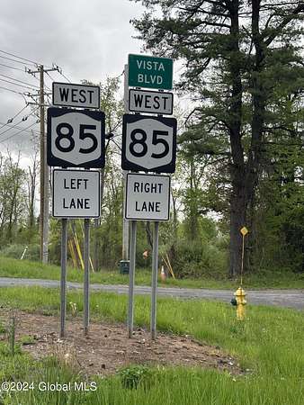 18 Acres of Commercial Land for Lease in Slingerlands, New York