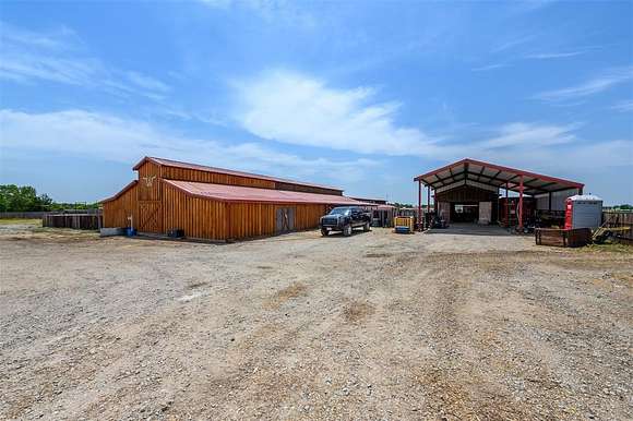 17.4 Acres of Recreational Land & Farm for Sale in Krum, Texas