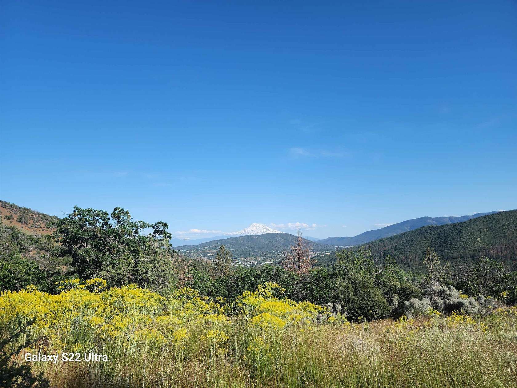 5.9 Acres of Land for Sale in Yreka, California