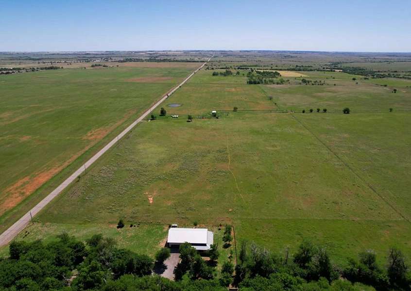 4 Acres of Land for Sale in Elk City, Oklahoma