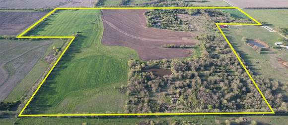 152 Acres of Land for Auction in Iola, Kansas