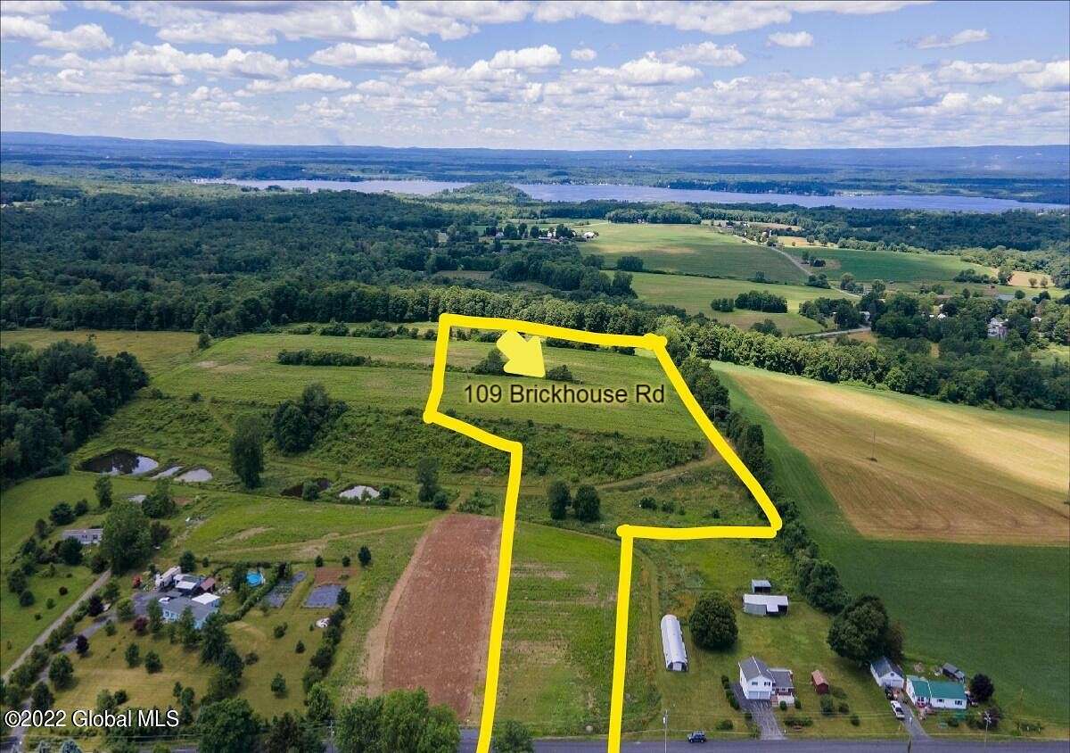 20.3 Acres of Agricultural Land for Sale in Stillwater, New York