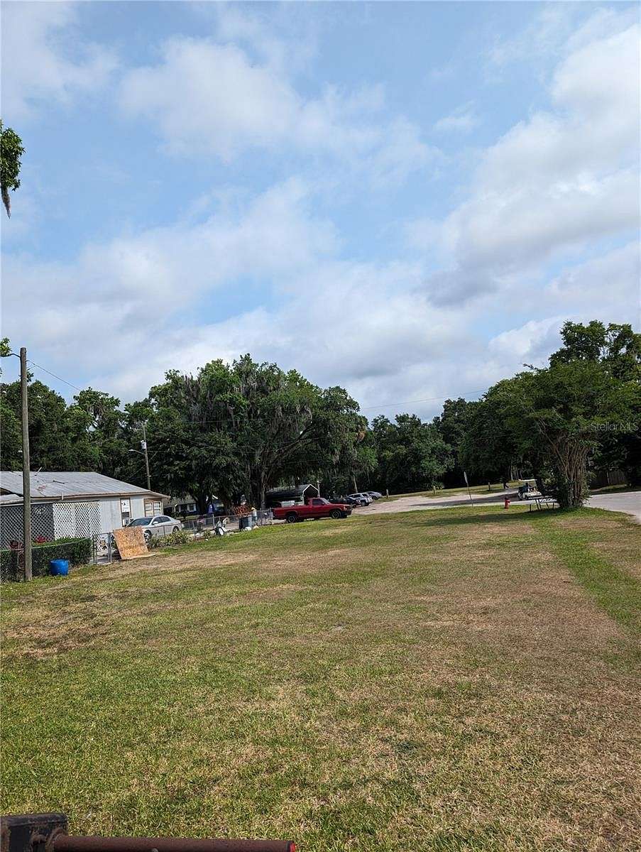 0.25 Acres of Land for Sale in Brooksville, Florida