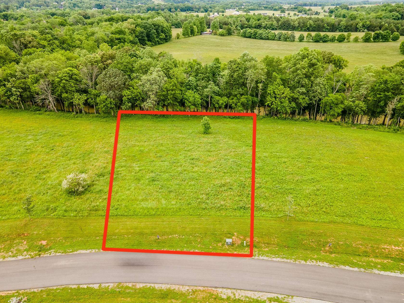 0.85 Acres of Residential Land for Sale in Dunlap, Tennessee