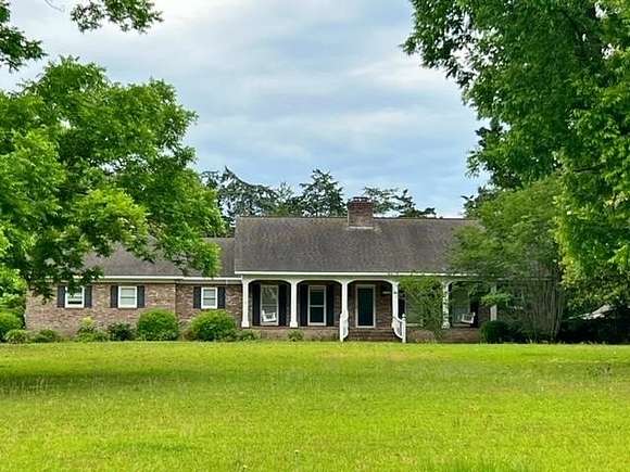 2.194 Acres of Residential Land with Home for Sale in Cordele, Georgia