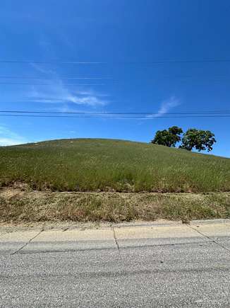 1.3 Acres of Residential Land for Sale in Tehachapi, California