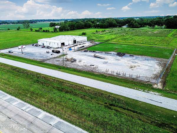 8.2 Acres of Improved Commercial Land for Lease in Jeanerette, Louisiana