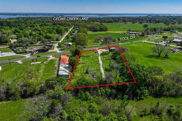 1.9 Acres of Residential Land for Sale in Tool, Texas