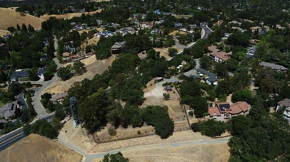 1.523 Acres of Residential Land for Sale in Alamo, California