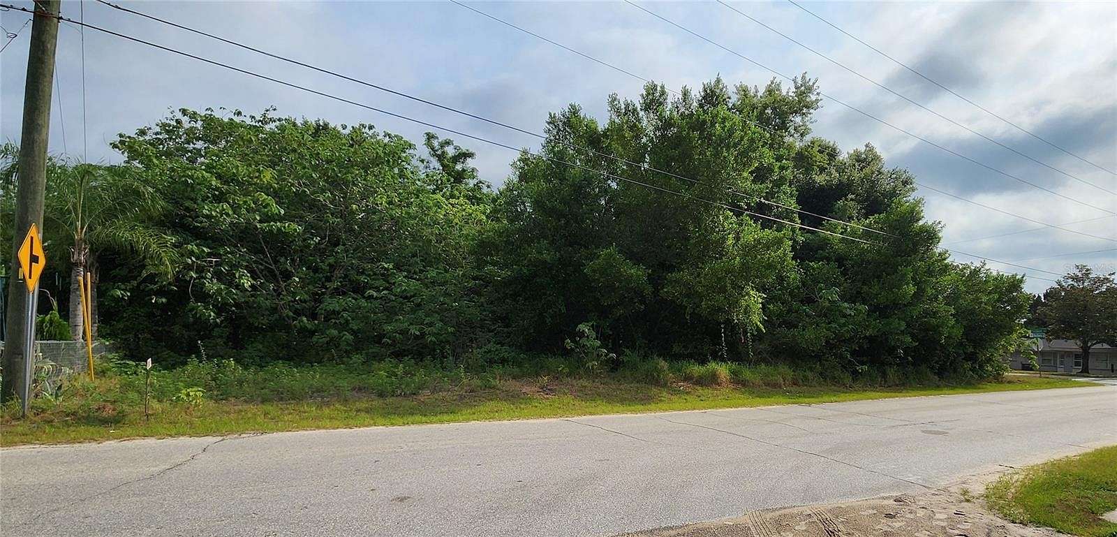 1.4 Acres of Commercial Land for Sale in Leesburg, Florida