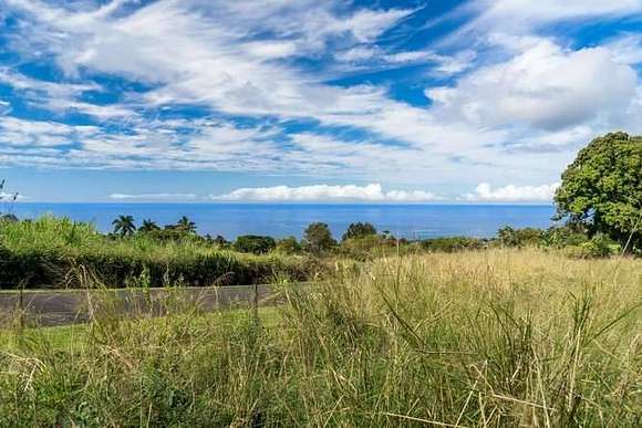 1.4 Acres of Residential Land for Sale in Holualoa, Hawaii