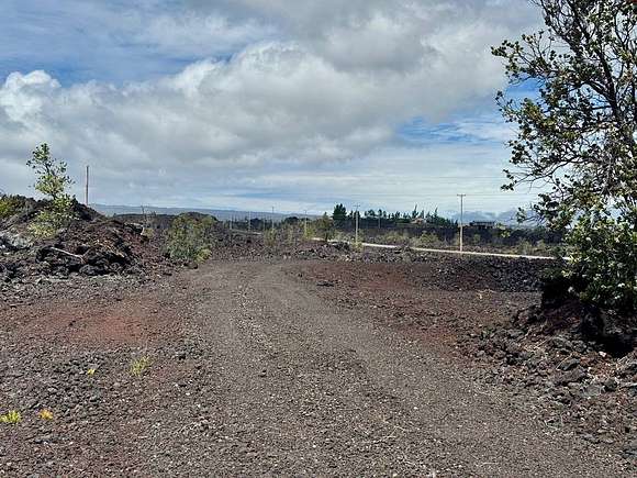 3.1 Acres of Land for Sale in Captain Cook, Hawaii