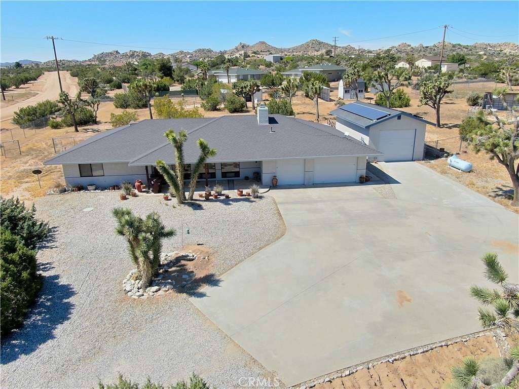 2.4 Acres of Residential Land with Home for Sale in Yucca Valley, California