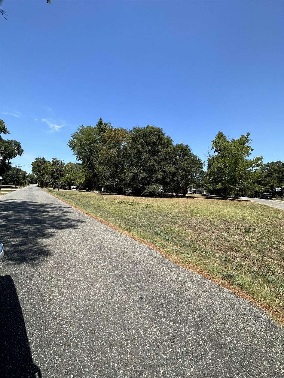 0.19 Acres of Commercial Land for Sale in Jasper, Texas