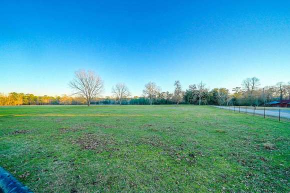12 Acres of Land for Sale in Kirbyville, Texas