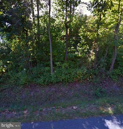 1 Acre of Land for Auction in North East, Maryland